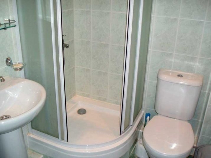 Розміри душових кабін (29 фото): огляд мінімальних і звичайних розмірів, великі варіанти. Як підібрати оптимальний – комфортний розмір?