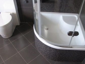 Розміри душових піддонів: стандартні і нестандартні, прямокутні, напівкруглі і квадратні. Огляд популярних розмірів: 120х80, 120х90 см, 110х90 см, 100х70 см, 60х60 см, 70х70 см, 80х80 см, 90х90 см