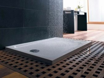 Розміри душових піддонів: стандартні і нестандартні, прямокутні, напівкруглі і квадратні. Огляд популярних розмірів: 120х80, 120х90 см, 110х90 см, 100х70 см, 60х60 см, 70х70 см, 80х80 см, 90х90 см