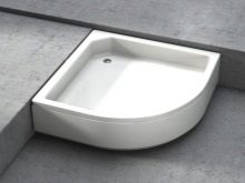 Розміри душових піддонів: стандартні і нестандартні, прямокутні, напівкруглі і квадратні. Огляд популярних розмірів: 120х80, 120х90 см, 110х90 см, 100х70 см, 60х60 см, 70х70 см, 80х80 см, 90х90 см