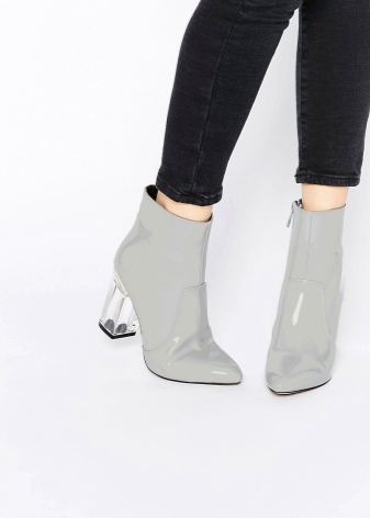 Сірі ботильйони (43 фото): з чим носити замшеві і шкіряні моделі на підборах і на танкетці