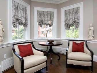 Сірі штори в інтер’єрі вітальні (60 фото): біло-сріблясті штори в залі, сіро-зелені, сіро-блакитні, сіро-бежеві комбінації в шторах