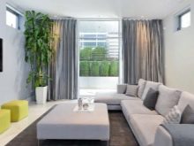 Сірі штори в інтер’єрі вітальні (60 фото): біло-сріблясті штори в залі, сіро-зелені, сіро-блакитні, сіро-бежеві комбінації в шторах