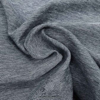 Сірі штори в спальні (63 фото): інтер’єр з синьо-сірими і світло-сірими фіранками, дизайн з темно-сірими і сіро-коричневими шторами, інші варіанти