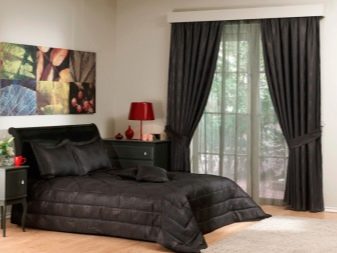Сірі штори в спальні (63 фото): інтер’єр з синьо-сірими і світло-сірими фіранками, дизайн з темно-сірими і сіро-коричневими шторами, інші варіанти