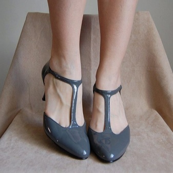 Сірі туфлі (59 фото): з чим носити і поєднувати