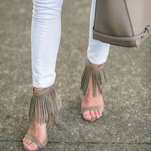 Сірі туфлі (59 фото): з чим носити і поєднувати