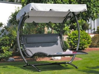 Садові дивани: вуличні дерев’яні та плетені для дачі. Кутова радіусна меблі для вулиці і інші моделі. Розміри