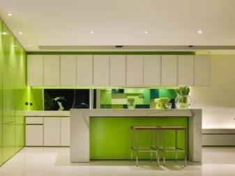 Салатові кухні (74 фото): особливості кухонного гарнітура салатового кольору в інтер’єрі кухні, варіанти дизайну шпалер в салатових тонах