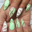 Салатовий манікюр (106 фото): дизайн нігтів яскраво-салатового і ніжно-салатового кольору з білим лаком