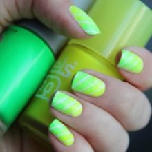 Салатовий манікюр (106 фото): дизайн нігтів яскраво-салатового і ніжно-салатового кольору з білим лаком