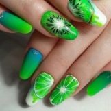 Салатовий манікюр (106 фото): дизайн нігтів яскраво-салатового і ніжно-салатового кольору з білим лаком