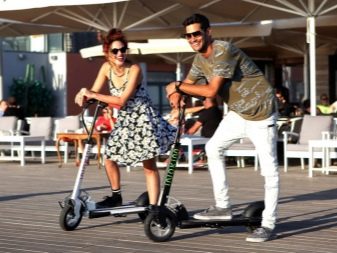 Самокат з великими колесами (44 фото): вибираємо моделі з широкими колесами і амортизаторами до 100 кг та інші самокати