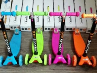 Самокати 21St Scooter: дитячі триколісні самокати з світяться колесами, огляд двоколісних моделей. Як зібрати самокат? Відгуки