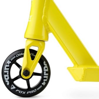 Самокати FoxPro: як вибрати трюкової самокат з тлумачним кермом? Як він виглядає? Плюси і мінуси моделей