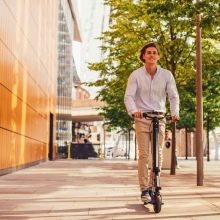 Самокати Globber: триколісні й двоколісні дитячі та дорослі самокати, електросамокати зі світними колесами і інші моделі