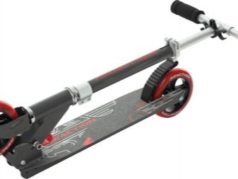 Самокати Reaction: двоколісні трюкові самокати і триколісні дитячі, інші моделі. Вибір підставки для електросамоката