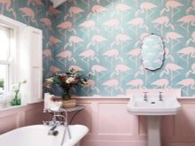 Самоклеюча плівка для ванної: особливості ПВХ-плівки для кімнати, оздоблення стін водонепроникною вінілової плівкою