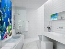 Самоклеюча плівка для ванної: особливості ПВХ-плівки для кімнати, оздоблення стін водонепроникною вінілової плівкою