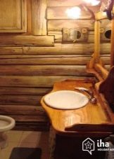 Санвузол у дерев’яному будинку (76 фото): дизайн кімнати в будинку з бруса на дачі, приклади обробки підлоги, схеми вентиляції