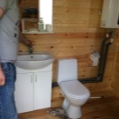 Санвузол у дерев’яному будинку (76 фото): дизайн кімнати в будинку з бруса на дачі, приклади обробки підлоги, схеми вентиляції