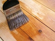 Санвузол у дерев’яному будинку (76 фото): дизайн кімнати в будинку з бруса на дачі, приклади обробки підлоги, схеми вентиляції