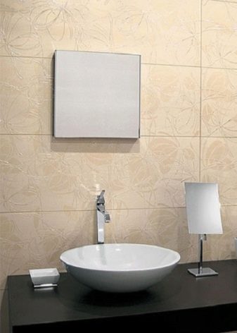 Санвузол у дерев’яному будинку (76 фото): дизайн кімнати в будинку з бруса на дачі, приклади обробки підлоги, схеми вентиляції