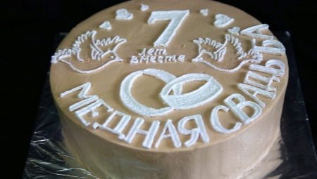Що дарують на 7 років весілля? Вибираємо подарунок на мідну річницю спільного життя чоловікові, дружині і друзям
