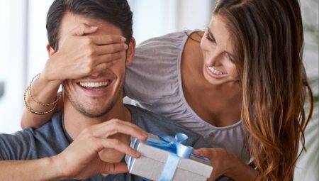 Що подарувати чоловікові на 33 роки? Вибираємо оригінальний подарунок на день народження чоловіка і сина, хлопця і братові. Що подарувати другу на 33-річчя?