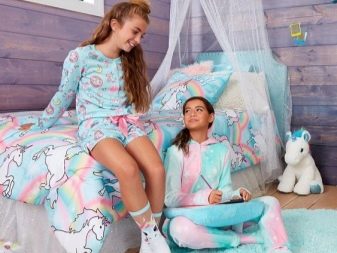 Що подарувати дівчині на 16 років? Кращі подарунки на день народження подруги. Що можна подарувати дочки і сестри?