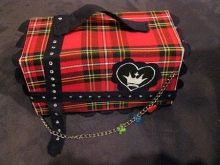 Що подарувати дівчині на 16 років? Кращі подарунки на день народження подруги. Що можна подарувати дочки і сестри?