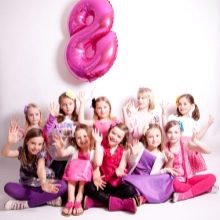Що подарувати дівчині на 8 років? Кращі ідеї на День народження дочки, цікаві книги, оригінальні набори і незвичайні подарунки
