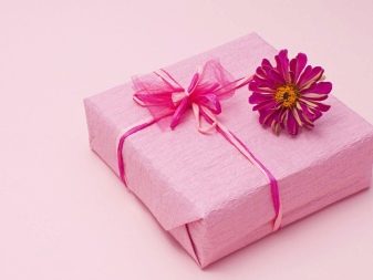 Що подарувати дівчинці 12 років? Книги, гаджети та інші ідеї подарунків для подруги або 12-річній дочці на день народження