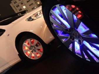 Що подарувати хлопцеві на 24 роки? Варіанти подарунків для сина на день народження, коханого чоловіка, друга або брата на 24-річчя