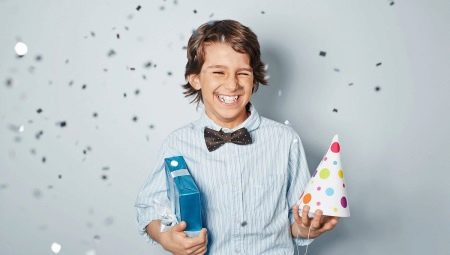 Що подарувати хлопчику на 10 років? Вибір подарунка синові на День народження? Що дарувати братові? Кращі ідеї
