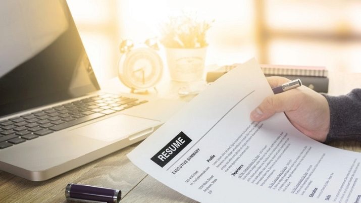 Що розповісти про себе на співбесіді? Як правильно розповідати? Приклади оповідань. Самопрезентація без досвіду роботи