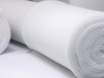 Що тепліше – пух або синтепон? Який з матеріалів краще на зиму? Особливості синтепуха. Яка між ними різниця?