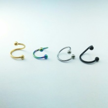 Сережка в ніс (101 фото): як вставити золоті сережки в ніс, кільце, обманка та інші популярні види