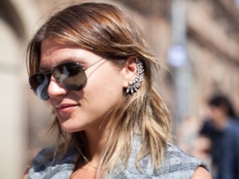 Сережки (143 фото): модні сережки 2020, які краще виглядають у вухах, моделі з полімерної глини, стильні сережки фріволіте і хрести