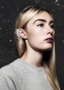 Сережки-біжутерія (68 фото): великі вечірні і великі повсякденні моделі, красиві і модні образи з люстрами