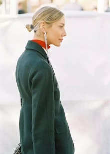 Сережки-біжутерія (68 фото): великі вечірні і великі повсякденні моделі, красиві і модні образи з люстрами