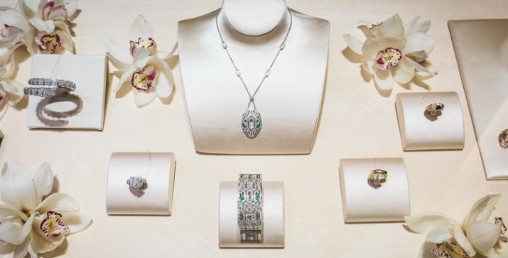 Сережки Bulgari (72 фото): сережки від іменитого бренду – скарб на ваших вухах