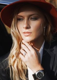 Сережки Bulgari (72 фото): сережки від іменитого бренду – скарб на ваших вухах