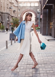 Сережки Bulgari (72 фото): сережки від іменитого бренду – скарб на ваших вухах