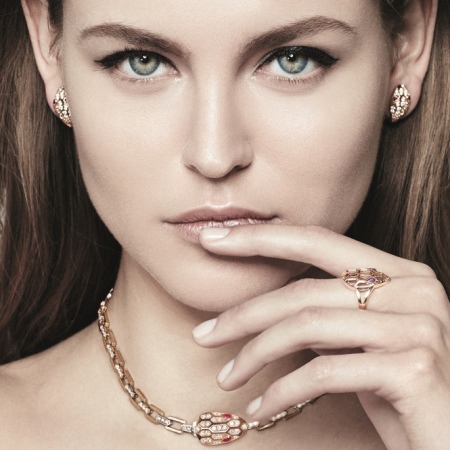 Сережки Bulgari (72 фото): сережки від іменитого бренду – скарб на ваших вухах