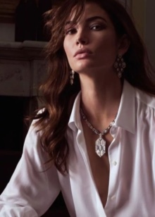 Сережки Bulgari (72 фото): сережки від іменитого бренду – скарб на ваших вухах