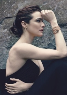 Сережки Bulgari (72 фото): сережки від іменитого бренду – скарб на ваших вухах