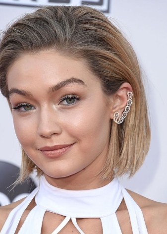 Сережки кафи (87 фото): як носити моделі на всі вухо із золота і срібла, як вони називаються і що це таке, види та відгуки