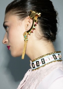 Сережки кафи (87 фото): як носити моделі на всі вухо із золота і срібла, як вони називаються і що це таке, види та відгуки