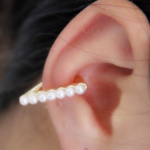 Сережки кафи (87 фото): як носити моделі на всі вухо із золота і срібла, як вони називаються і що це таке, види та відгуки